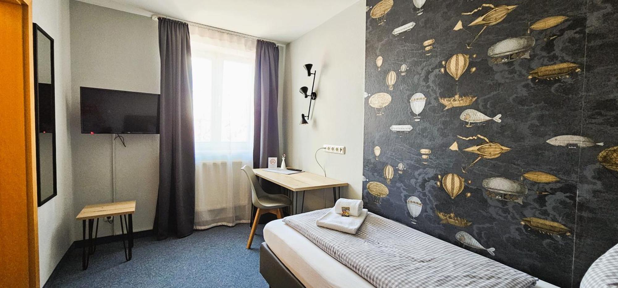 Novitel Pension Pliening - Muenchen Messe Exterior foto